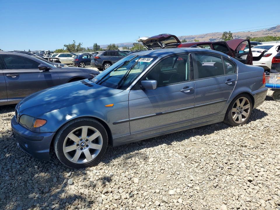 2002 BMW 3 series VIN WBAET37472NG84929 COPART salvage auction — MINOR DENT/SCRATCHES, Ca - Dis/Dlr/Exp Only Clean Title, sold $450 on 2026-07-28 (photo 1)