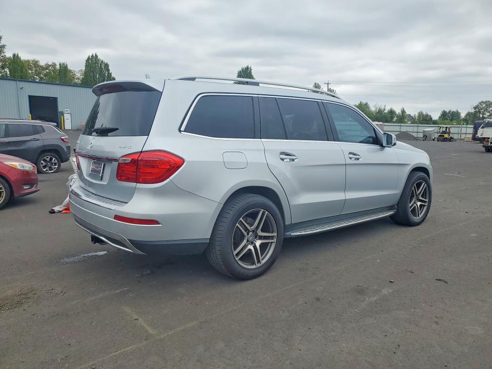 2013 Mercedes-benz Gl-class VIN 4JGDF7CE6DA251438 COPART salvage auction — MECHANICAL, WA - VEHICLE CERT OF OWNERSHIP-TITL, sold $3,800 on 2026-08-17 (photo 3)