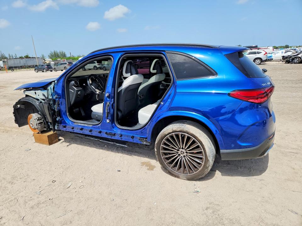 2024 Mercedes-benz Glc VIN W1NKM4GB3RU039563 COPART salvage auction — SIDE, Fl - Certificate Of Title (P), sold $15,200 on 2026-07-16 (photo 2)