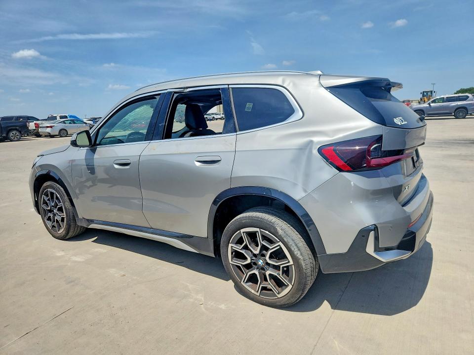 2025 BMW X1 VIN WBX73EF0XS5060290 COPART salvage auction — FRONT END, MA - CERT OF TITLE-SALVAGE (P), sold $12,200 on 2026-08-10 (photo 2)