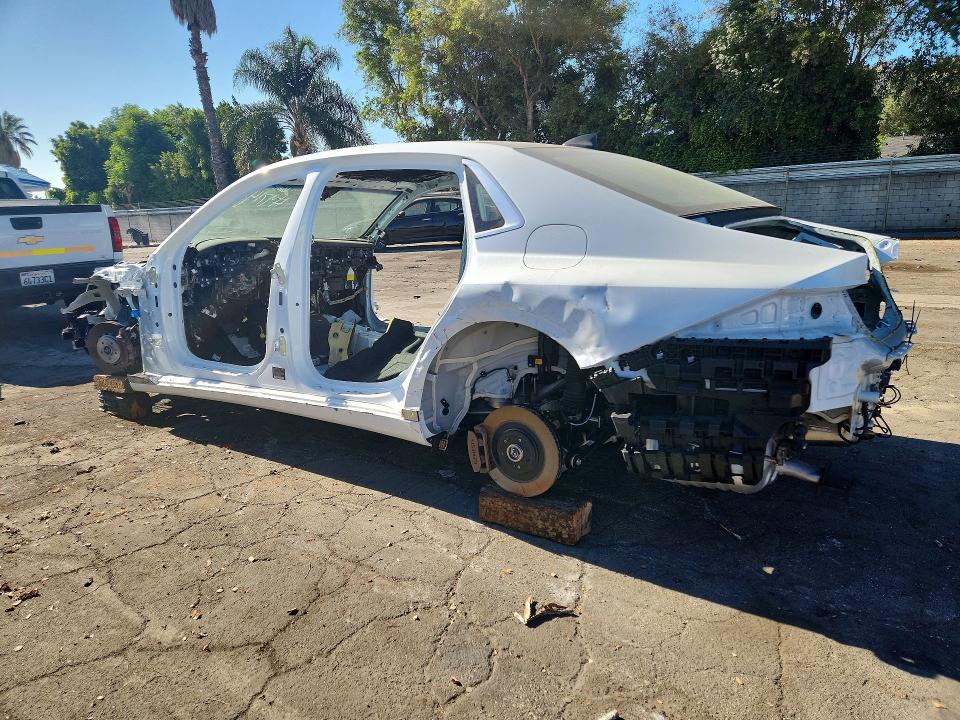 2026 Genesis G90 VIN KMTFC4SD3TU059714 COPART salvage auction — STRIPPED, Ca - Certificate Of Title, sold $14,000 on 2026-08-04 (photo 2)