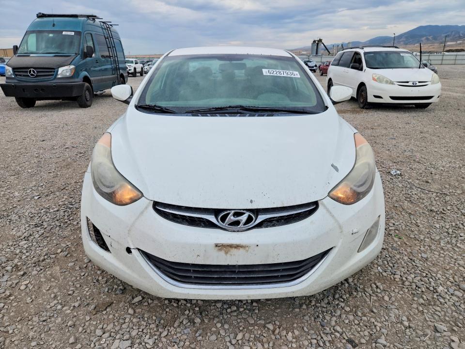 2012 Hyundai Elantra VIN 5NPDH4AE0CH107732 COPART salvage auction — NORMAL WEAR, Ca - Salvage Certificate, sold $150 on 2026-09-29 (photo 5)