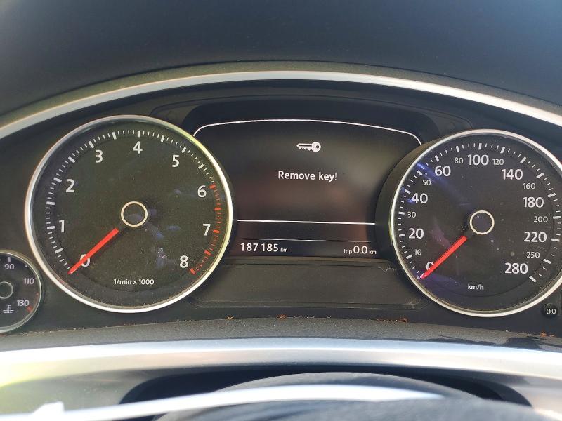 2015 Volkswagen Touareg VIN WVGEF9BP7FD003817 COPART salvage auction — FRONT END, ON - PERMIT SALVAGE, sold $2,850 on 2026-08-13 (photo 9)