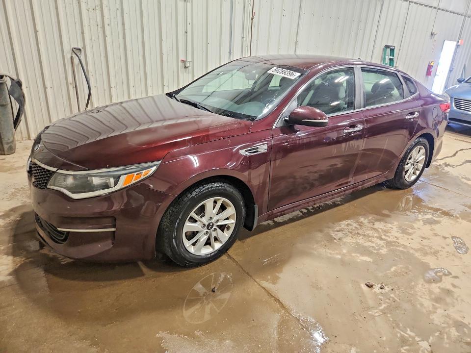 2017 Kia VIN 5XXGT4L30HG151790 COPART salvage auction — FRONT END, Salvage Title, sold $1,050 on 2026-07-27 (photo 1)