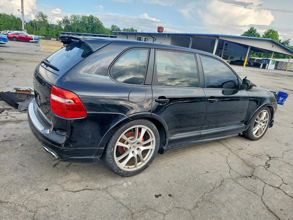 2010 Porsche Cayenne VIN WP1AD2AP3ALA60255 COPART salvage auction — MINOR DENT/SCRATCHES, WV - CERTIFICATE OF TITLE, sold $3,450 on 2026-08-10 (photo 3)