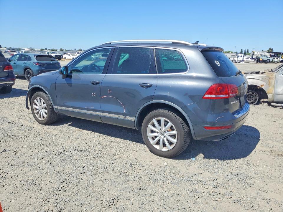 2011 Volkswagen Touareg VIN WVGFF9BP5BD004592 COPART salvage auction — FRONT END, Ca - Salvage Certificate, sold $1,400 on 2026-08-11 (photo 2)
