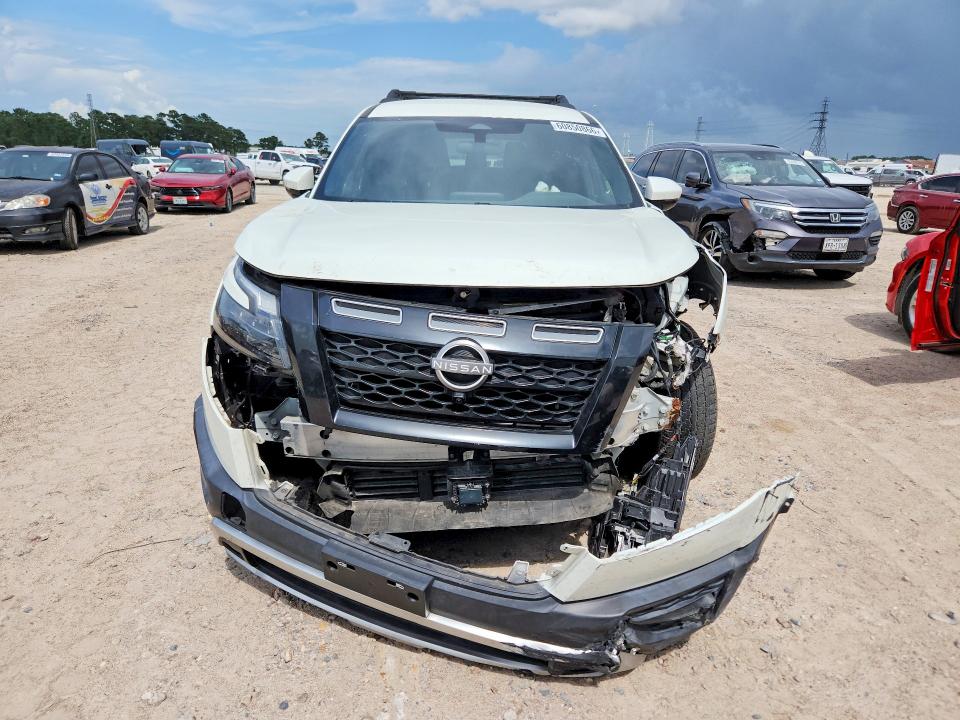 2023 Nissan Pathfinder VIN 5N1DR3BD5PC258107 COPART salvage auction — FRONT END, Tx - Salvage Vehicle Title, sold $11,800 on 2026-07-28 (photo 5)