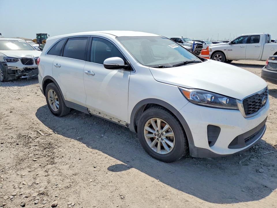 2020 Kia Sorento VIN 5XYPG4A57LG622363 COPART salvage auction — NORMAL WEAR, Tx - Certificate Of Title, sold $3,100 on 2026-07-30 (photo 4)
