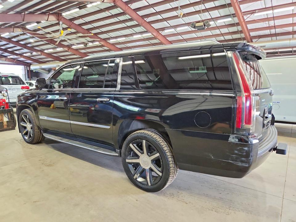 2015 Cadillac Escalade esv VIN 1GYS4SKJ9FR726128 COPART salvage auction — MINOR DENT/SCRATCHES, Ny - Certificate Of Title (P), sold $6,900 on 2026-07-30 (photo 2)