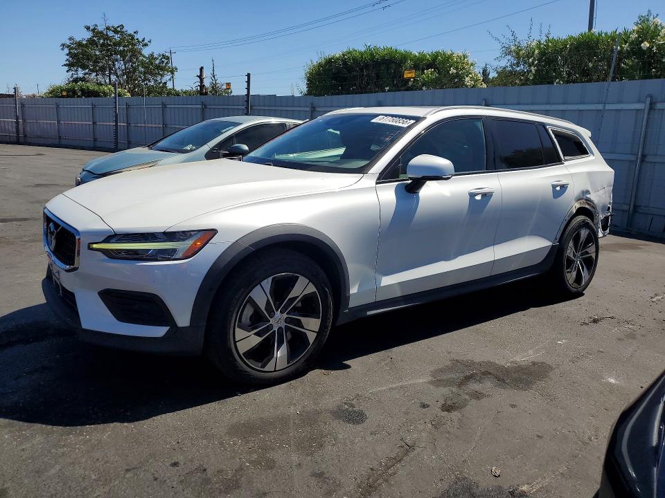 2020 Volvo V60 cross country VIN YV4102WK4L1043972 COPART salvage auction — REAR END, Ca - Salvage Certificate, sold $7,200 on 2026-08-18 (photo 1)