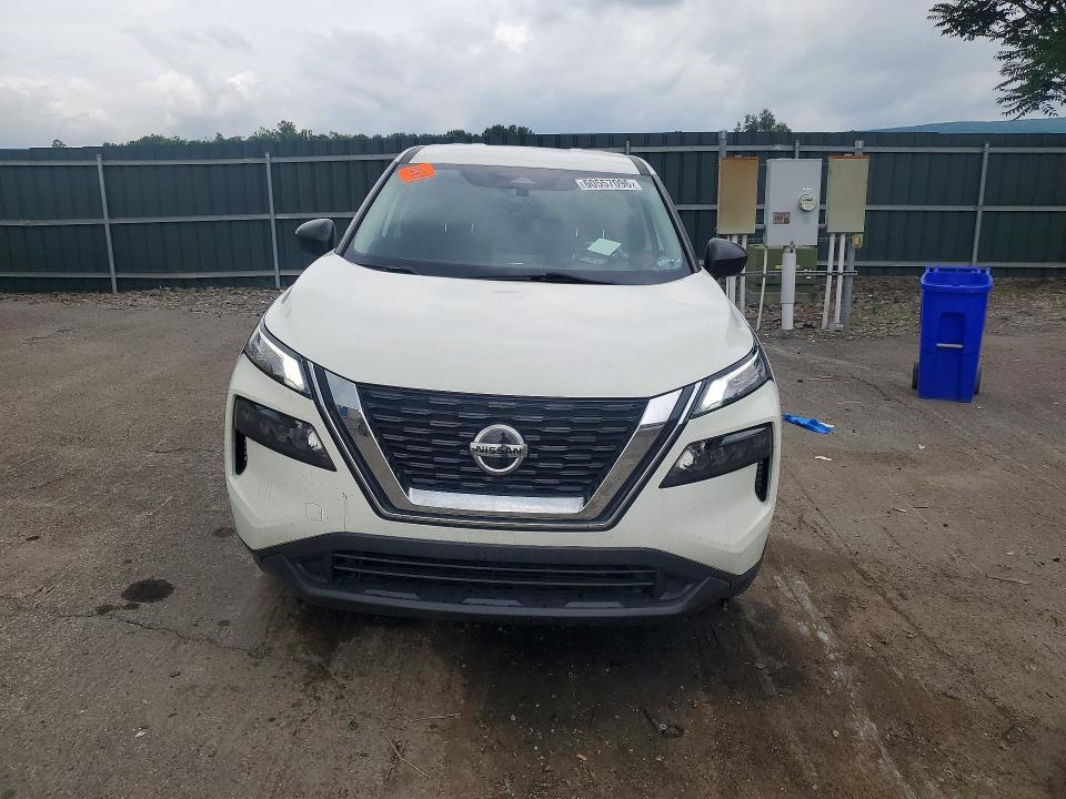 2021 Nissan Rogue VIN 5N1AT3AB2MC693750 COPART salvage auction — MINOR DENT/SCRATCHES, Pa - Certificate Of Salvage, sold $1,400 on 2026-07-29 (photo 5)
