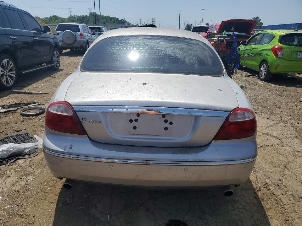 2005 Jaguar S type VIN SAJWA01T85FN18878 COPART salvage auction — MINOR DENT/SCRATCHES, Mi - Dealer Only Clean Title, sold $450 on 2026-07-10 (photo 6)
