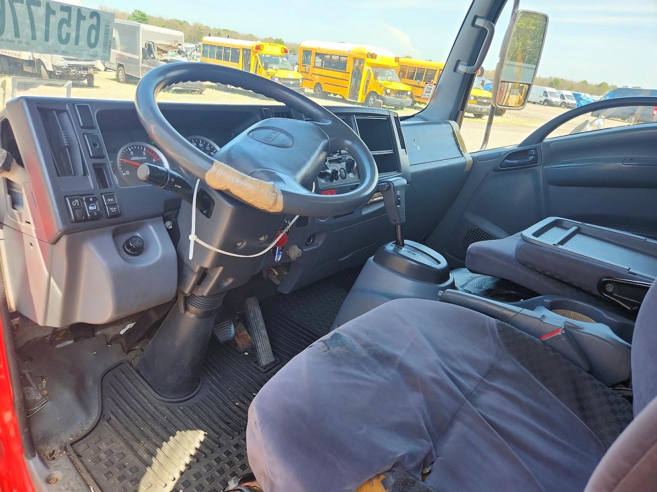 2013 Isuzu VIN JALE5W162D7900570 COPART salvage auction — Minor Dent/Scratches, Ct - Clean Title, sold $10,000 on 2026-09-23 (photo 8)