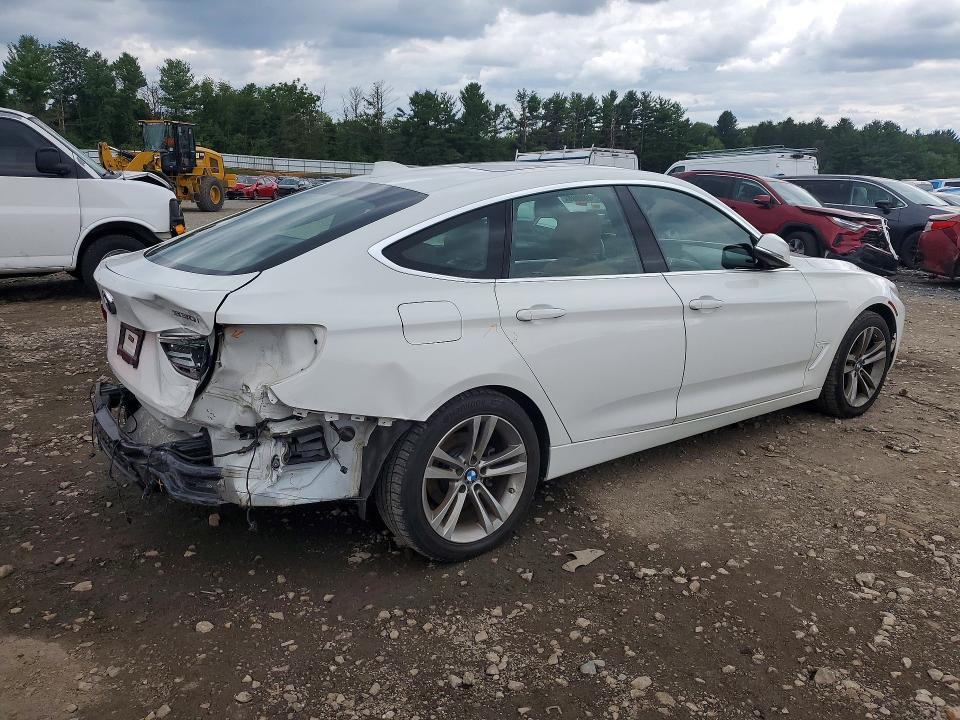 2018 BMW 3er VIN WBA8Z9C51JG827807 COPART salvage auction — REAR END, Pa - Certificate Of Salvage, sold $3,200 on 2026-08-17 (photo 3)