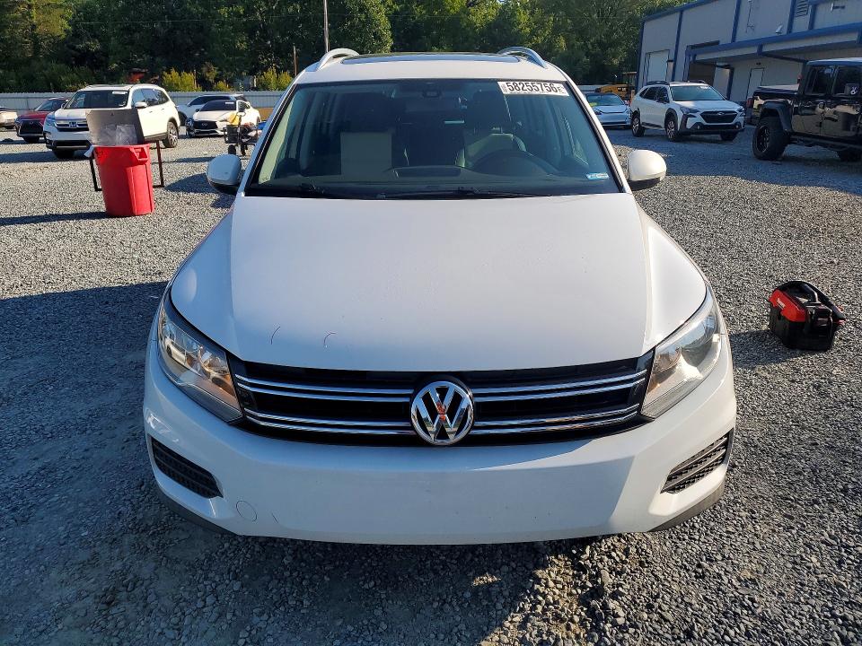 2017 Volkswagen Tiguan VIN WVGRV7AX7HK019279 COPART salvage auction — REAR END, Nc - Salvage Certificate Of Title, sold $1,500 on 2026-08-13 (photo 5)
