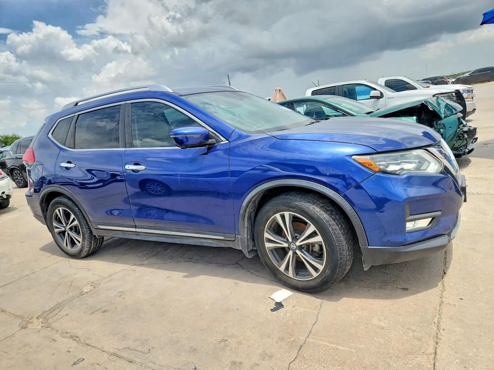2017 Nissan Rogue VIN JN8AT2MT5HW140697 COPART salvage auction — FRONT END, TX - CERTIFICATE OF TITLE (P), sold $1,750 on 2026-07-29 (photo 4)