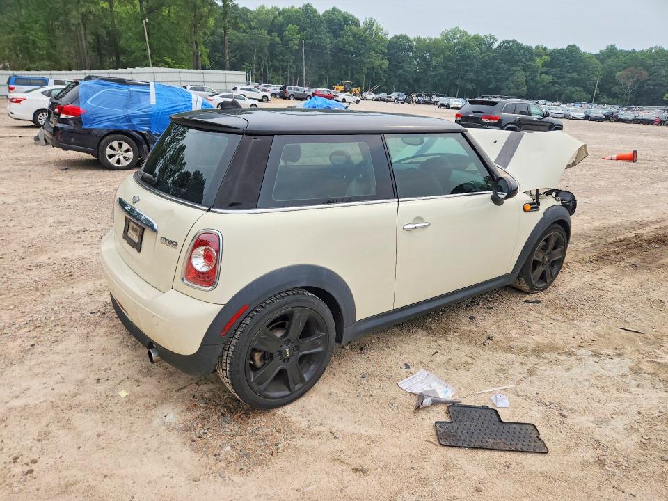 2013 Mini Cooper VIN WMWSU3C58DT549498 COPART salvage auction — FRONT END, Nc - Salvage Certificate Of Title, sold $450 on 2026-08-14 (photo 3)