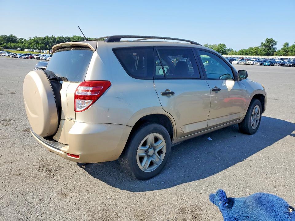 2009 Toyota Rav4 VIN JTMBF33V79D017478 COPART salvage auction — MINOR DENT/SCRATCHES, PA - CERT OF TITLE, sold $775 on 2026-07-28 (photo 3)