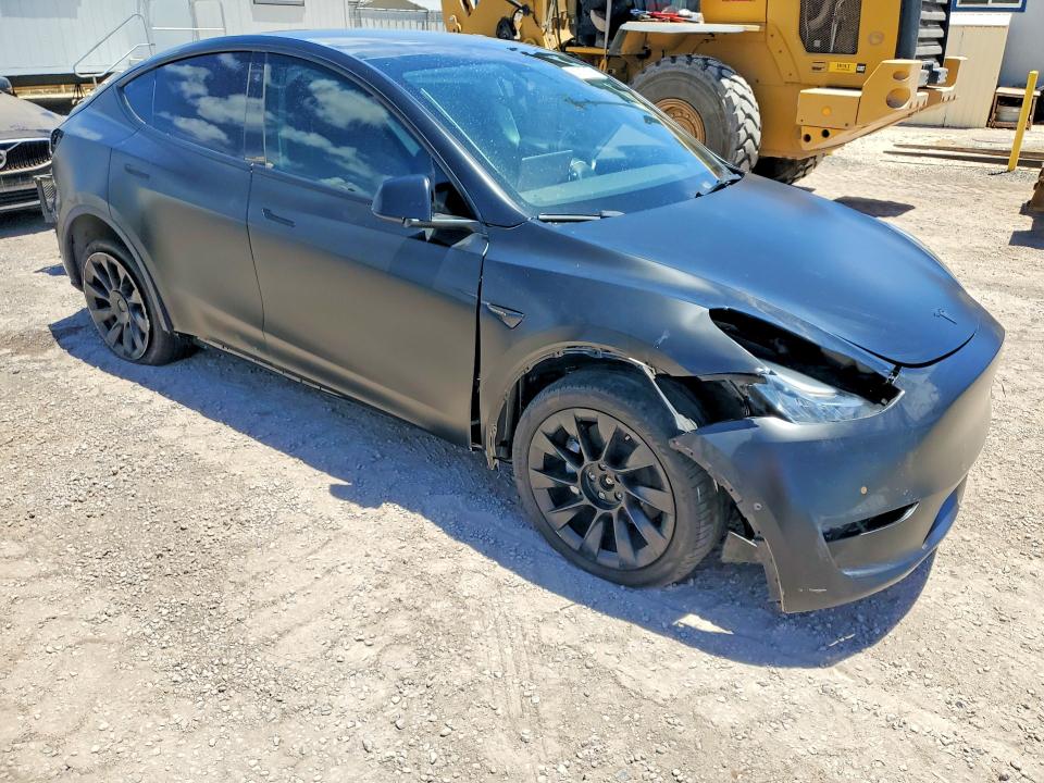 2022 Tesla Model y VIN 7SAYGDEE2NF445815 COPART salvage auction — FRONT END, Hi - Certificate Of Salvage, sold $4,250 on 2026-07-29 (photo 4)