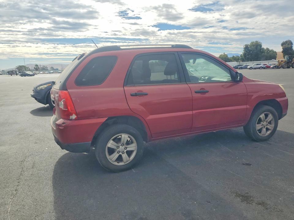 2009 Kia Sportage VIN KNDJF724X97558048 COPART salvage auction — MINOR DENT/SCRATCHES, Ca - Dis/Dlr/Exp Only Clean Title, sold $275 on 2026-07-29 (photo 3)