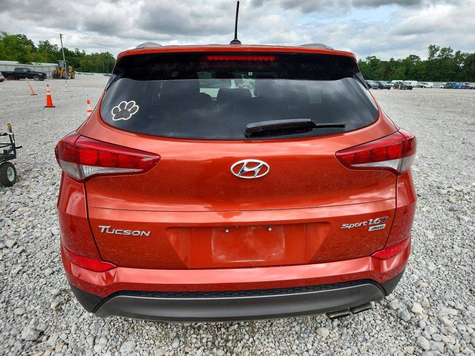 2016 Hyundai Tucson VIN KM8J3CA24GU069222 COPART salvage auction — MINOR DENT/SCRATCHES, Oh - Certificate Of Title, sold $475 on 2026-07-28 (photo 6)