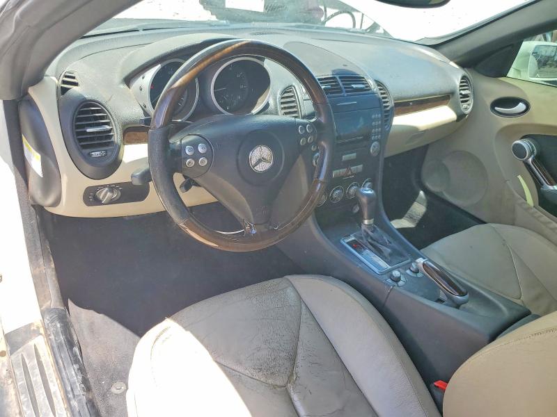 2007 Mercedes-benz Slk-klasse VIN WDBWK54F67F157943 COPART salvage auction — FRONT END, Ok - Cert Of Title-Salvage, sold $675 on 2026-07-28 (photo 8)