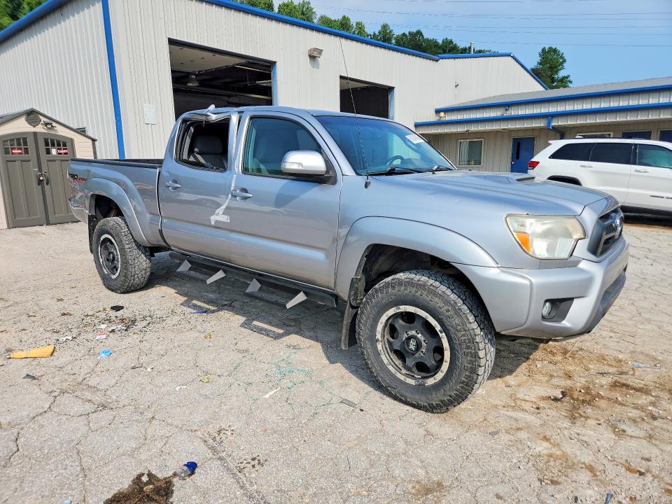 2015 Toyota Tacoma VIN 5TFMU4FN7FX033870 COPART salvage auction — ROOF, Wv - Salvage Certificate, sold $2,100 on 2026-07-30 (photo 4)