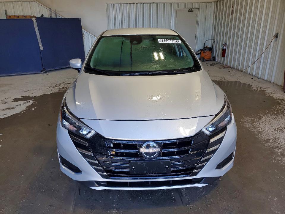 2025 Nissan Versa VIN 3N1CN8EV1SL867272 COPART salvage auction — FRONT END, TX - CERTIFICATE OF TITLE, sold $11,300 on 2026-08-05 (photo 5)