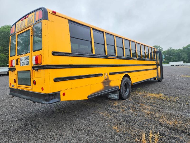 2013 Freightliner VIN 4UZABRDT3DCFA7903 COPART salvage auction — MINOR DENT/SCRATCHES, RI - CERTIFICATE OF TITLE, sold $2,500 on 2026-09-11 (photo 4)