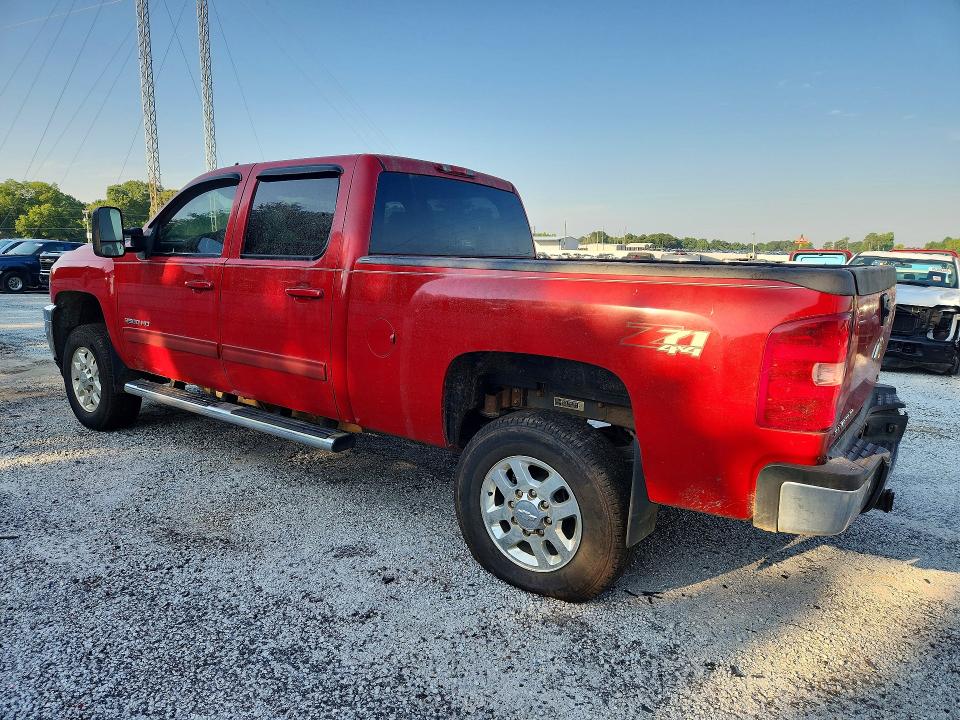 2013 Chevrolet Silverado 3500 VIN 1GC4K1E81DF138097 COPART salvage auction — MINOR DENT/SCRATCHES, Ga - Certificate Of Title, sold $2,600 on 2026-08-01 (photo 2)