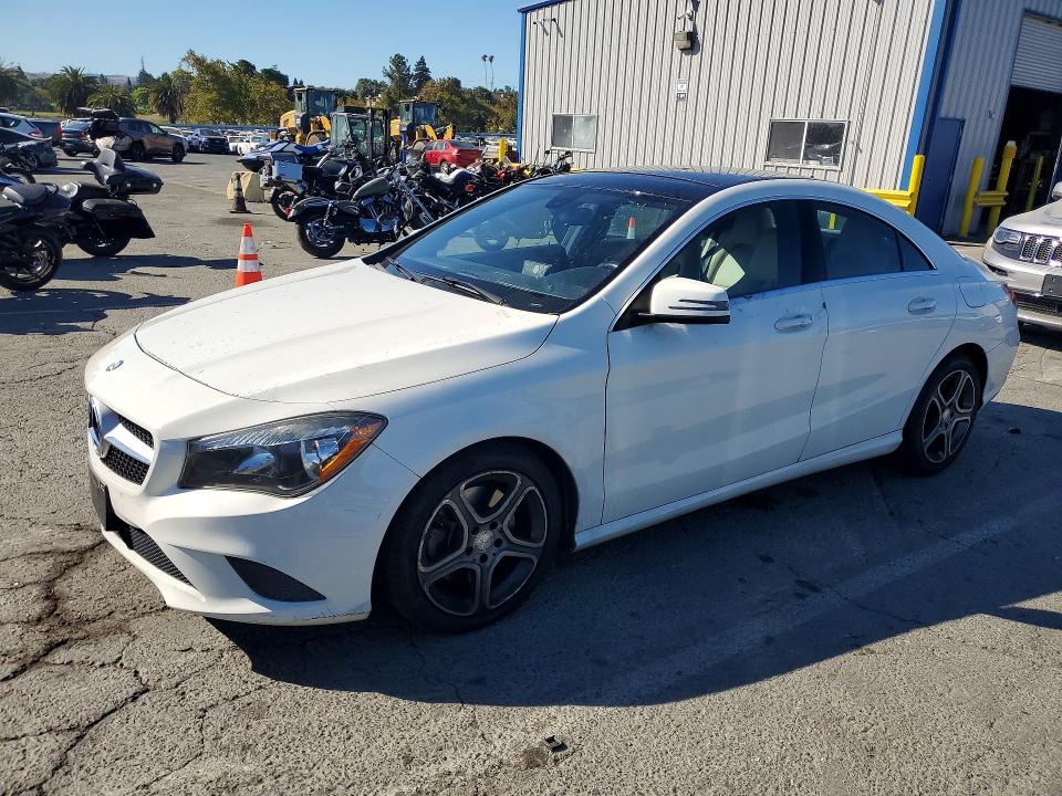 2014 Mercedes-benz VIN WDDSJ4EB2EN036134 COPART salvage auction — MINOR DENT/SCRATCHES, Ca - Salvage Certificate, sold $3,600 on 2026-08-07 (photo 1)
