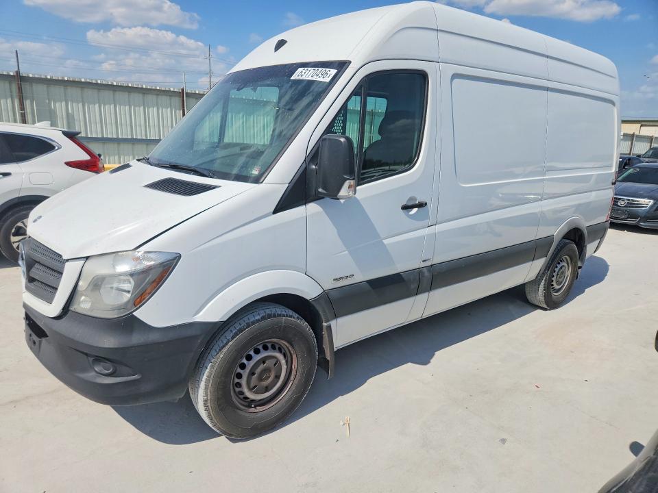 2016 Mercedes-benz Sprinter VIN WD3PE7DD5GP173370 COPART salvage auction — NORMAL WEAR, TX - CERTIFICATE OF TITLE, sold $1,800 on 2026-08-03 (photo 1)