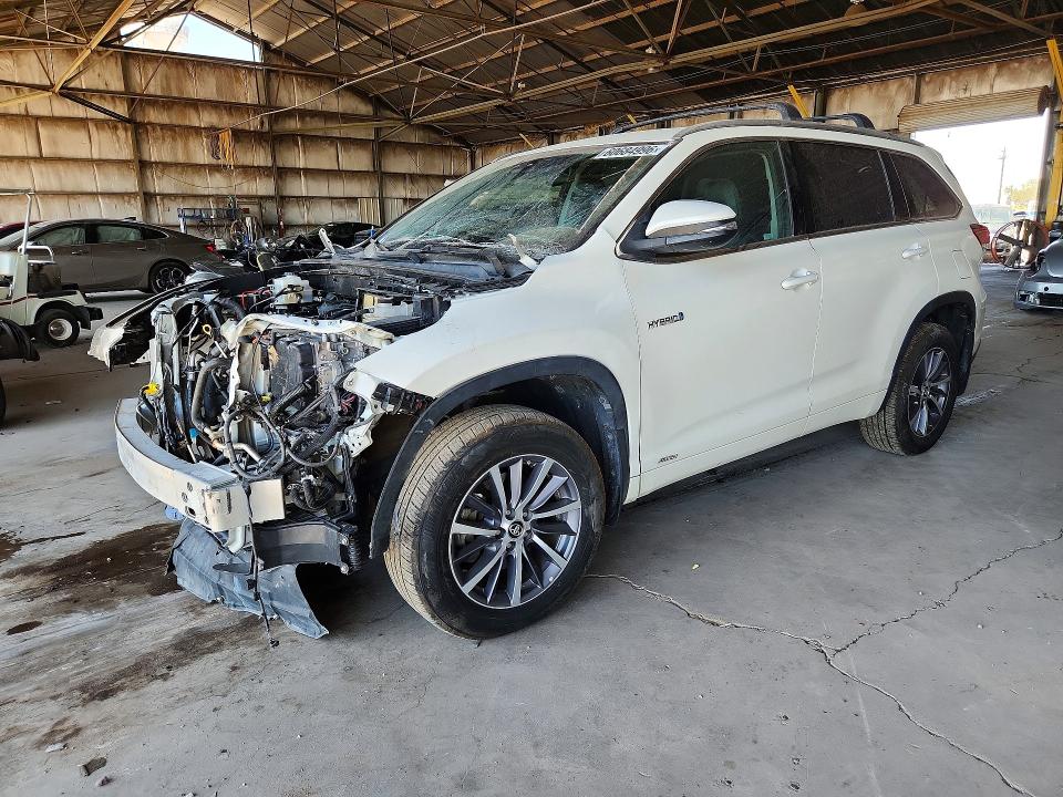 2017 Toyota Highlander VIN 5TDJGRFH2HS034225 COPART salvage auction — FRONT END, Az - Cert Of Title - Salvage, sold $5,700 on 2026-07-26 (photo 1)