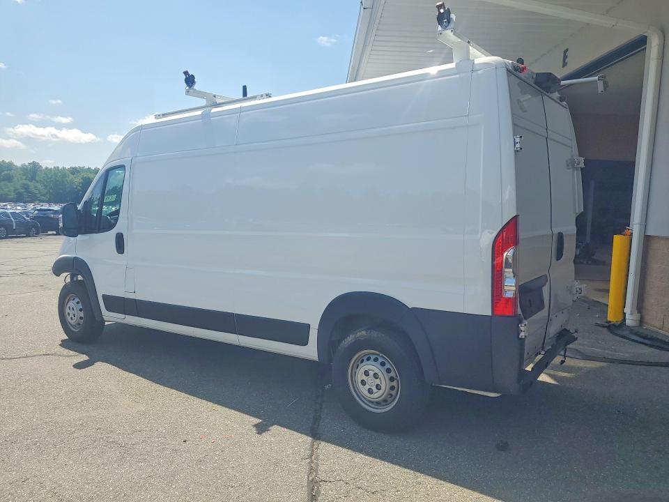 2024 Ram Promaster 2500 VIN 3C6LRVDG3RE106266 COPART salvage auction — FRONT END, RI - CERTIFICATE OF TITLE, sold $11,300 on 2026-07-14 (photo 2)
