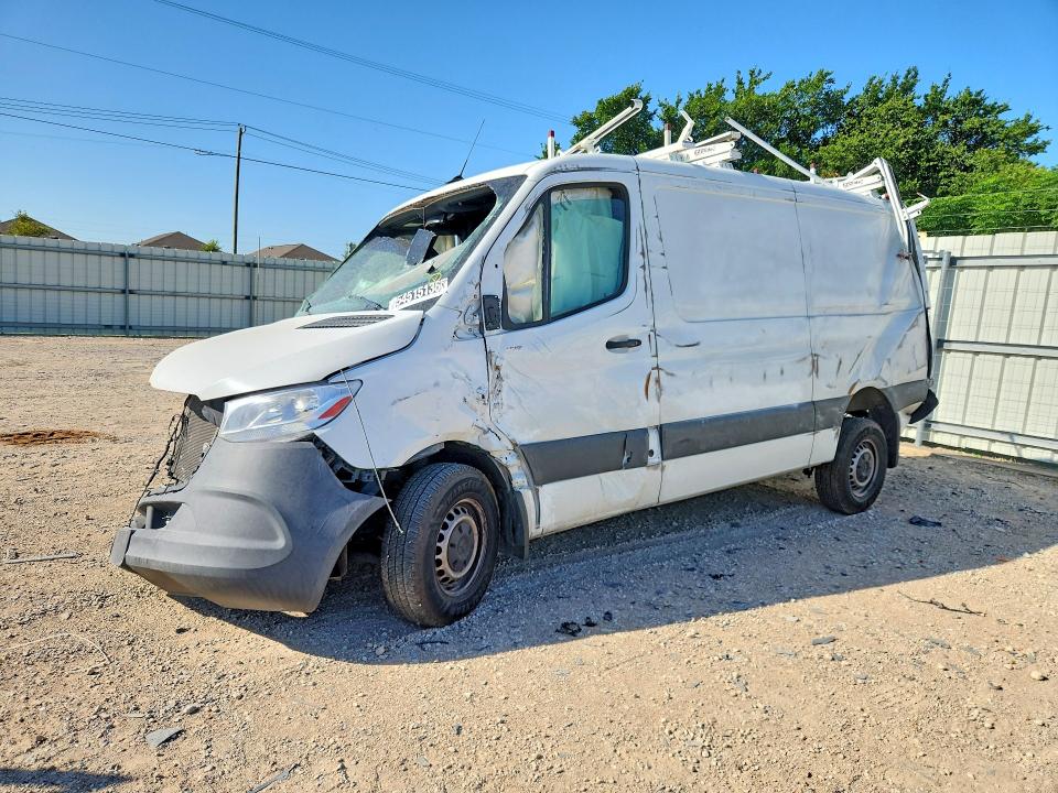 2023 Mercedes-benz Sprinter VIN W1Y4NBHY9PT121753 COPART salvage auction — FRONT END, Tx - Salvage Vehicle Title, sold $225 on 2026-07-29 (photo 1)