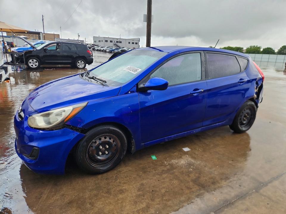 2013 Hyundai Accent VIN KMHCT5AE1DU108200 COPART salvage auction — REAR END, TX - SALVAGE VEHICLE TITLE (P), sold $525 on 2026-07-16 (photo 1)