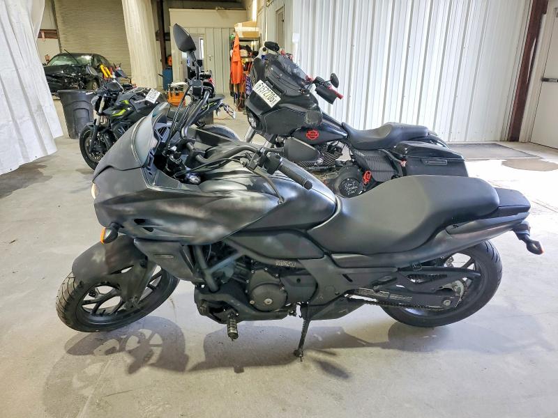2014 Honda VIN JH2RC6907EK000598 COPART salvage auction — VANDALISM, Ny - Mv-907A Salvage Certificate, sold $400 on 2026-08-01 (photo 3)