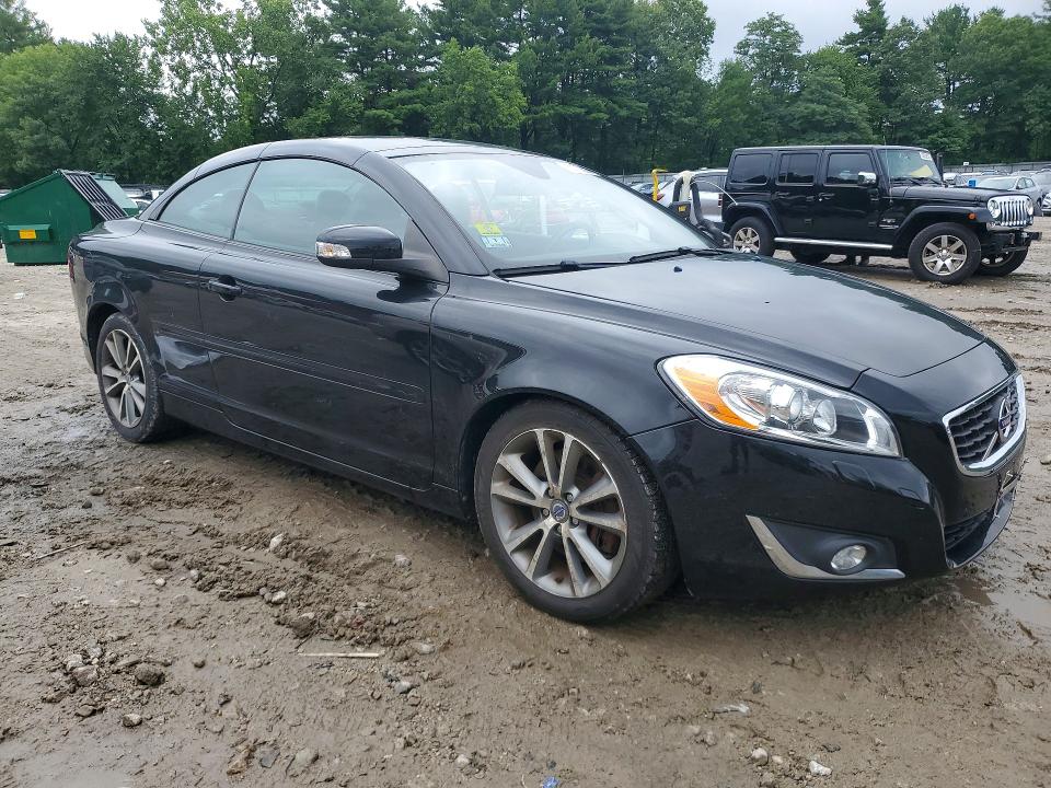2013 Volvo C70 VIN YV1672MC4DJ140438 COPART salvage auction — MINOR DENT/SCRATCHES, Ma - Certificate Of Title, sold $2,500 on 2026-08-03 (photo 4)