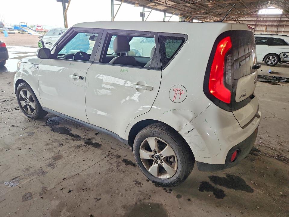 2018 Kia Soul VIN KNDJN2A20J7542628 COPART salvage auction — MINOR DENT/SCRATCHES, Az - Cert Of Title - Salvage, sold $500 on 2026-07-29 (photo 2)