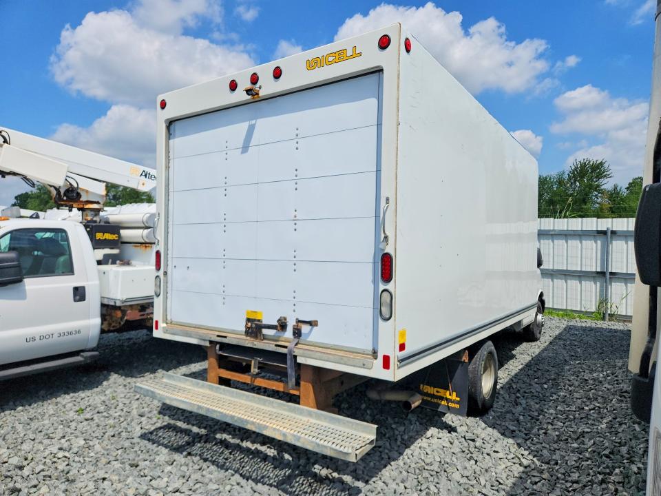 2018 Chevrolet Express 3500 VIN 1GB3GSCG7J1336094 COPART salvage auction — SIDE, OH - CERTIFICATE OF TITLE, sold $5,000 on 2026-07-09 (photo 3)