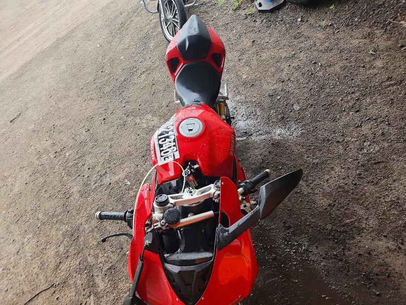 2015 Ducati Superbike VIN ZDM14BUWXFB026478 COPART salvage auction — MINOR DENT/SCRATCHES, ON - PERMIT NO BRAND - UNFIT (P), sold $2,100 on 2026-08-11 (photo 5)