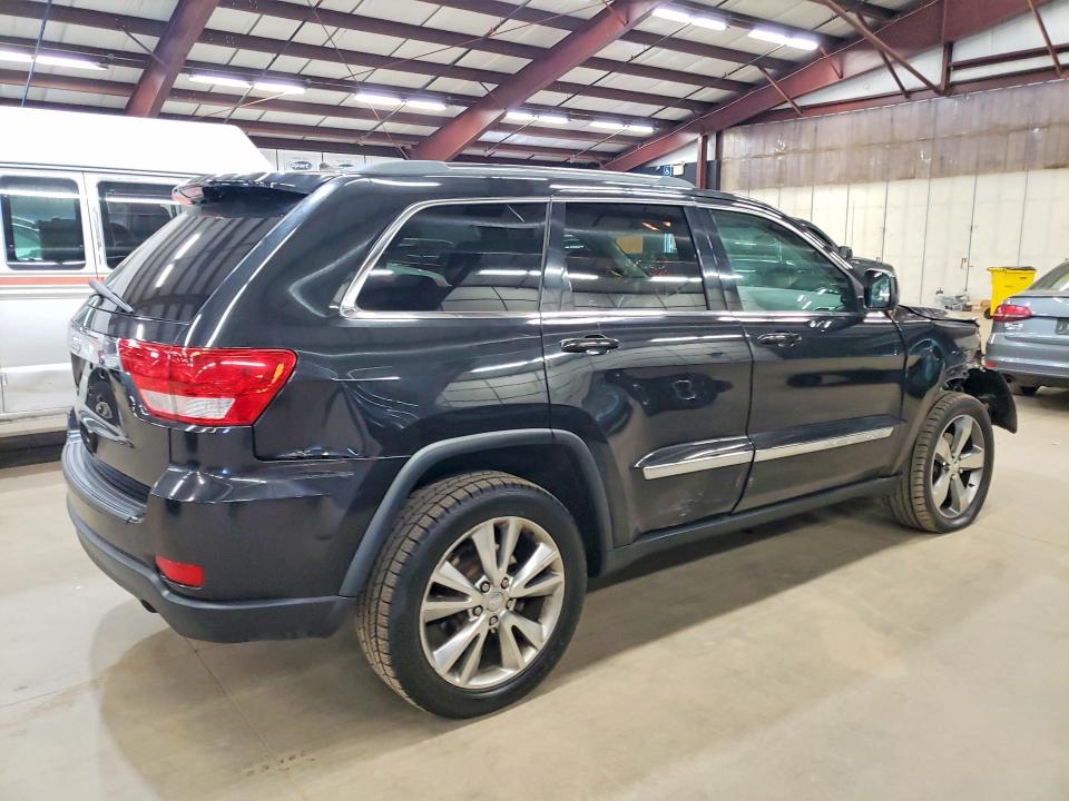 2013 Jeep Grand cherokee VIN 1C4RJFAG5DC633343 COPART salvage auction — FRONT END, RI - CERTIFICATE OF TITLE (P), sold $3,050 on 2026-07-22 (photo 3)