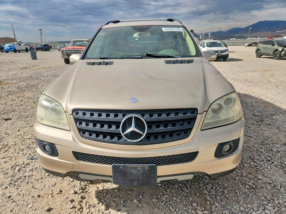 2006 Mercedes-benz Ml-class VIN 4JGBB86E36A065623 COPART salvage auction — MINOR DENT/SCRATCHES, Ut - Certificate Of Title, sold $1,500 on 2026-08-05 (photo 5)