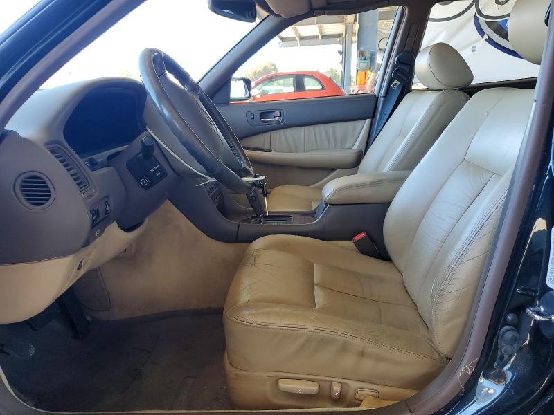 1994 Lexus Ls 400 VIN JT8UF11E1R0213180 COPART salvage auction — NORMAL WEAR, CA - DIS/DLR/EXP ONLY CLEAN TITLE, sold $150 on 2026-07-30 (photo 7)