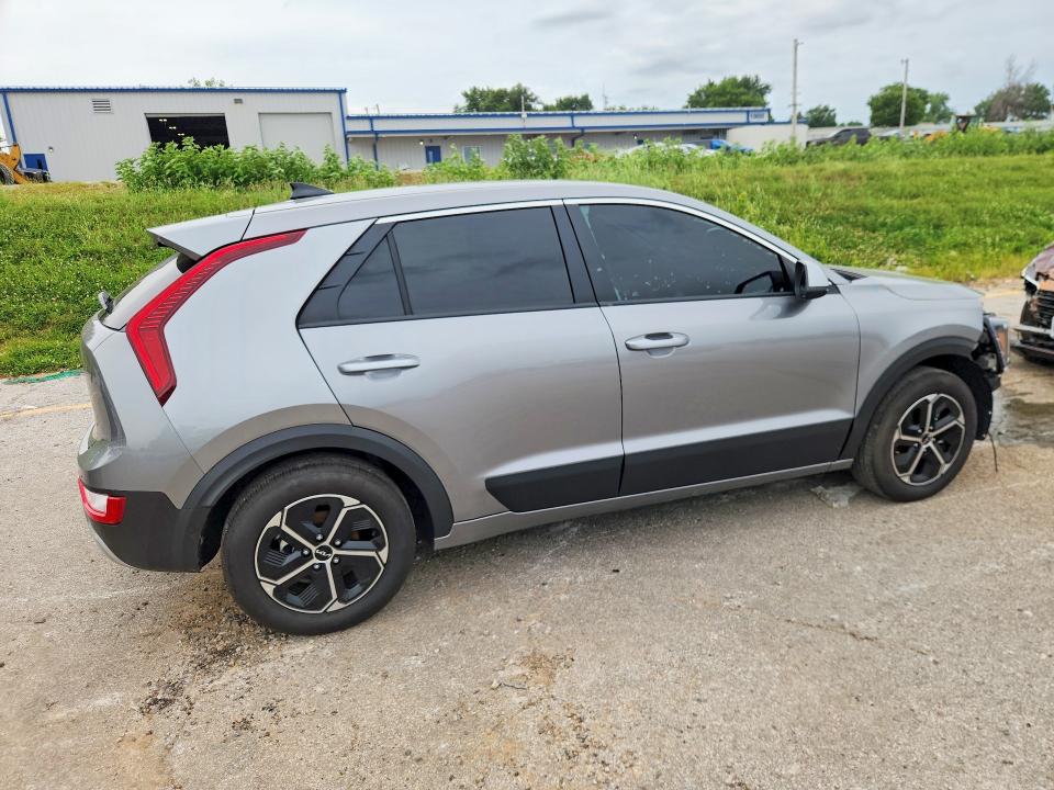 2026 Kia Niro VIN KNDCP3LE5T5322688 COPART salvage auction — FRONT END, MO - CERTIFICATE OF TITLE, sold $8,400 on 2026-07-22 (photo 3)