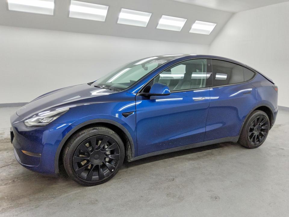 2022 Tesla Model y VIN 7SAYGDEE3NF481237 COPART salvage auction — SIDE, NV - CERTIFICATE OF TITLE, sold $9,700 on 2026-07-20 (photo 1)