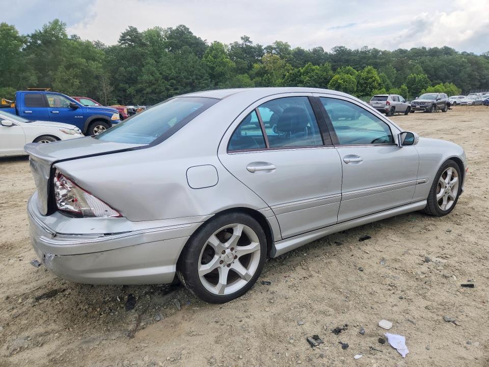 2007 Mercedes-benz C-klasse VIN WDBRF52H27E027623 COPART salvage auction — REAR END, Md - Cert Of Salvage > 75% Damage, sold $550 on 2026-08-18 (photo 3)