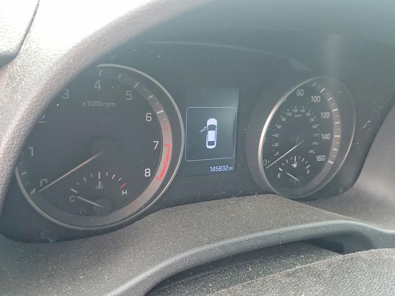 2017 Hyundai Elantra VIN KMHD84LF2HU386017 COPART salvage auction — WATER/FLOOD, Il - Salvage Cert-Flood, sold $850 on 2026-07-31 (photo 9)