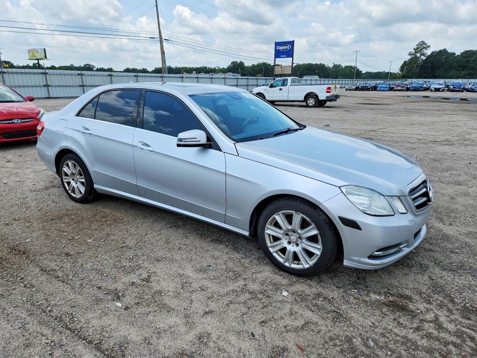 2013 Mercedes-benz VIN WDDHF8JB8DA701312 COPART salvage auction — REAR END, Salvage Title, sold $875 on 2026-08-06 (photo 4)