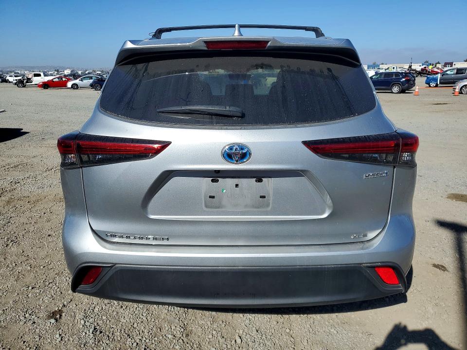 2022 Toyota VIN 5TDHARAH3NS511229 COPART salvage auction — FRONT END, Salvage Title, sold $8,400 on 2026-07-31 (photo 6)